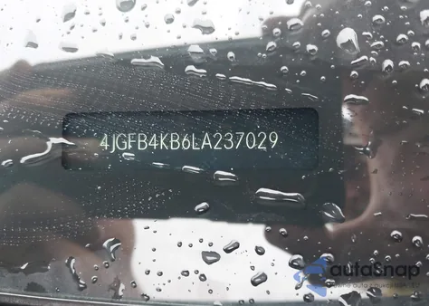 2020 Mercedes-Benz Gle 4Matic z USA, uszkodzony, nr VIN 4JGFB4KB6LA237029